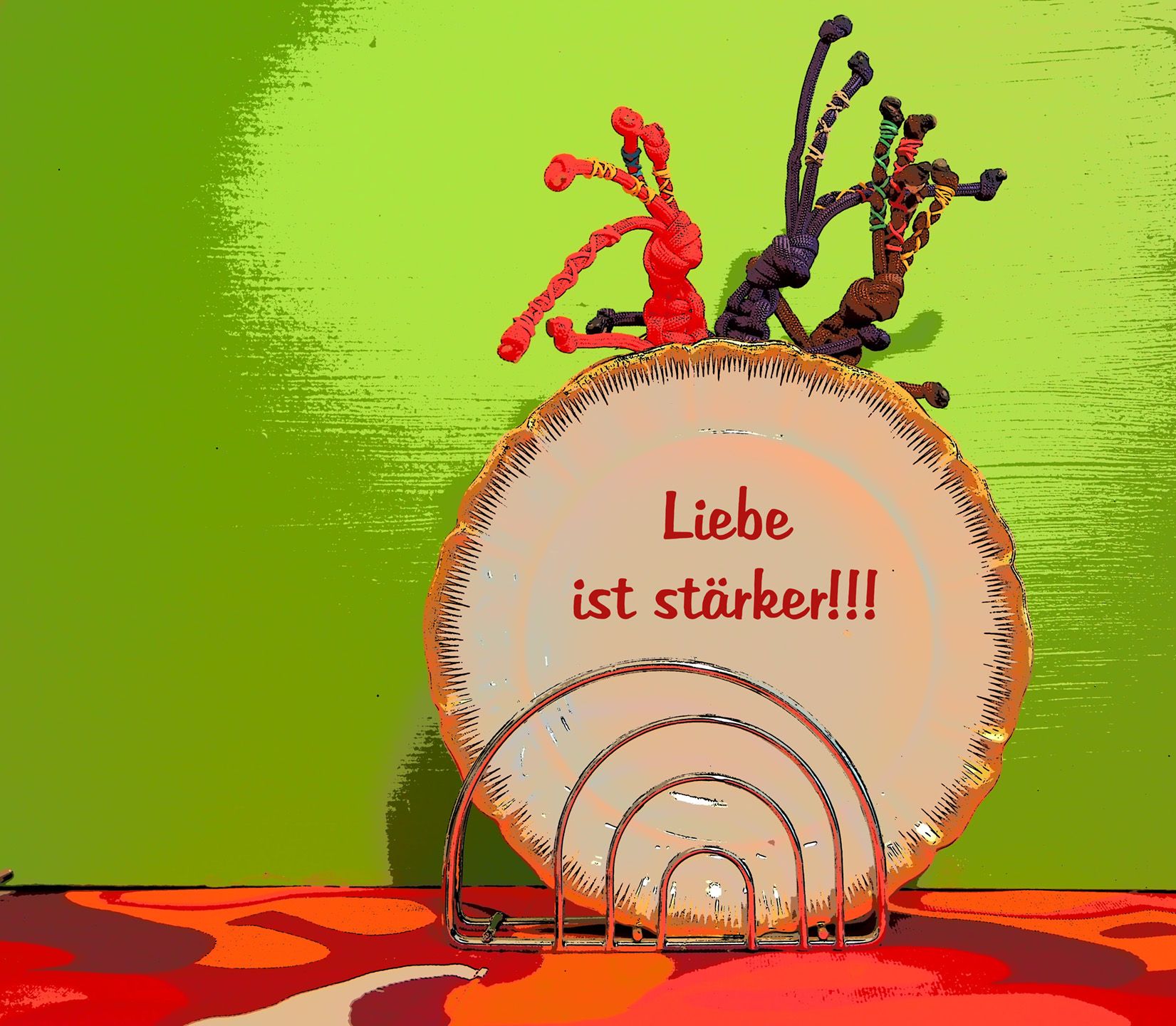 903-Fam-Grenzenlos-schaut-über-den-Tellerrand_Liebe-ist-stärker-copy-compressor